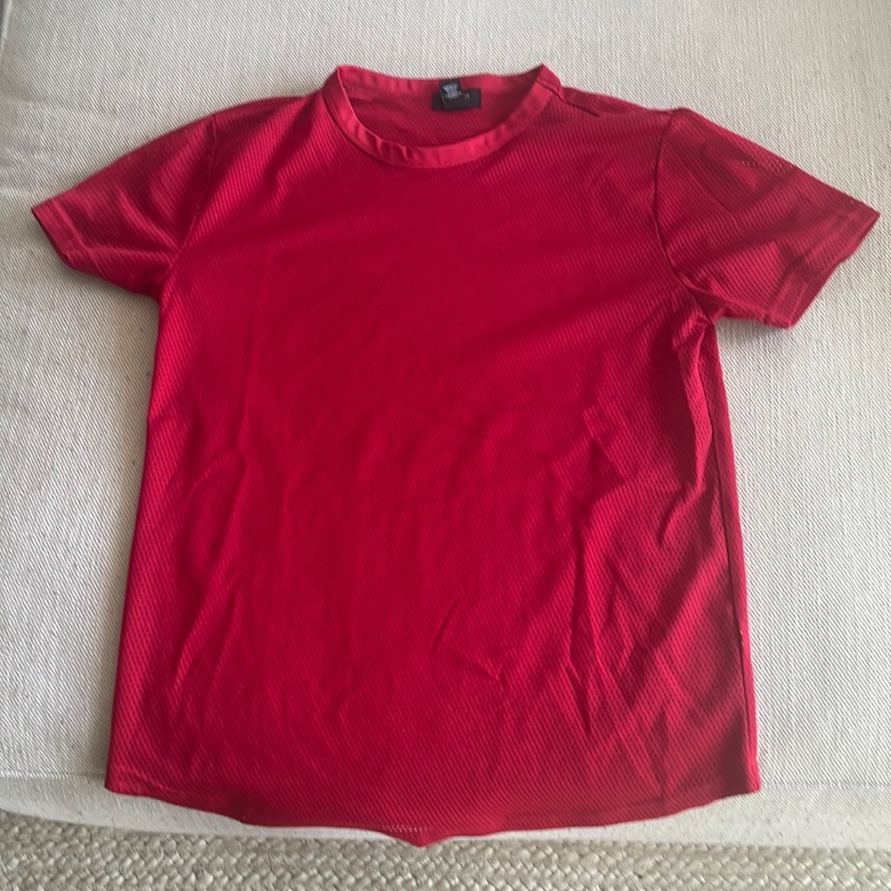 Red blank jersey !